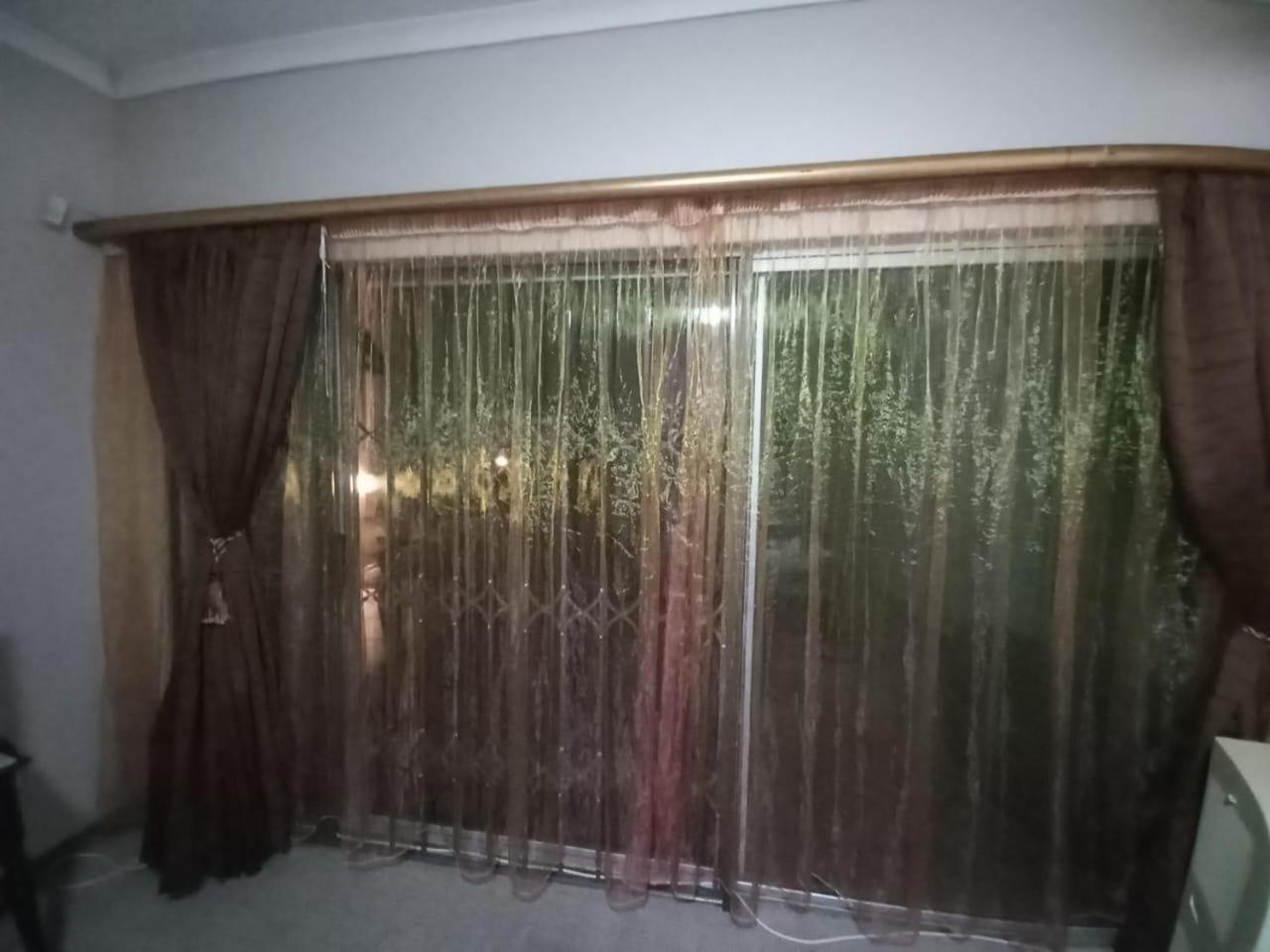 Anri Guesthouse Bloemfontein Exterior photo